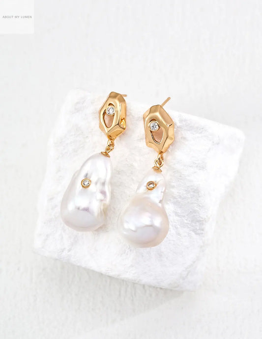 Antique Silver Baroque Pearl & Zircon Earrings ABOUT MY LUMEN