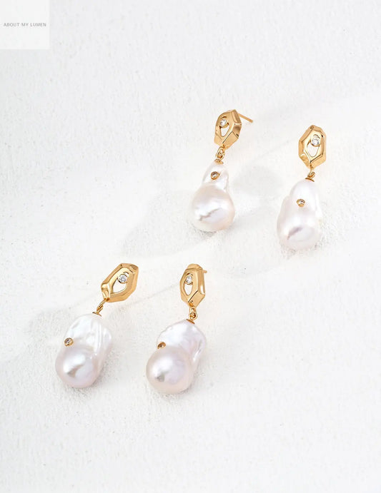 Antique Silver Baroque Pearl & Zircon Earrings ABOUT MY LUMEN