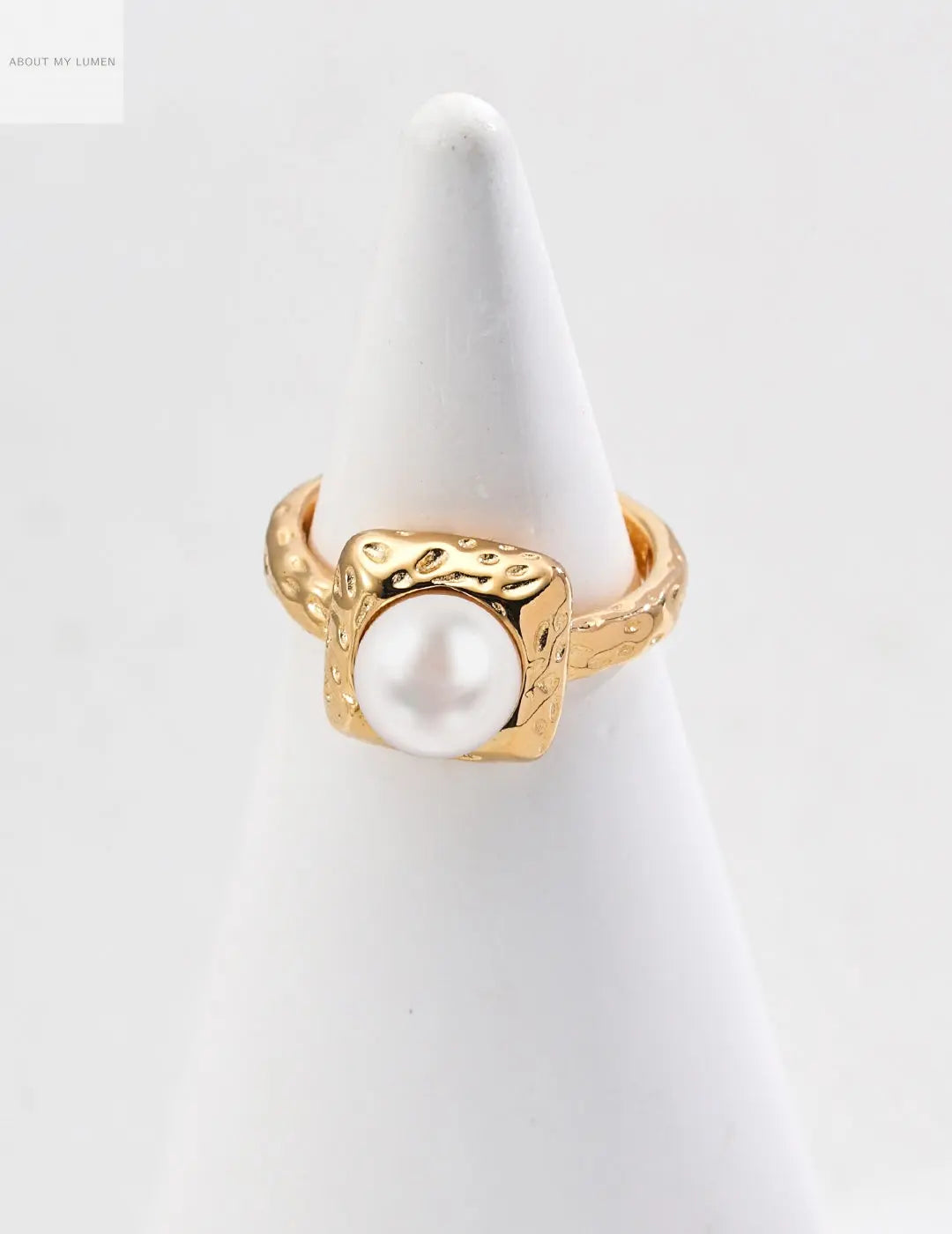 Minimalist Silver & Natural Pearl Ring ABOUT MY LUMEN