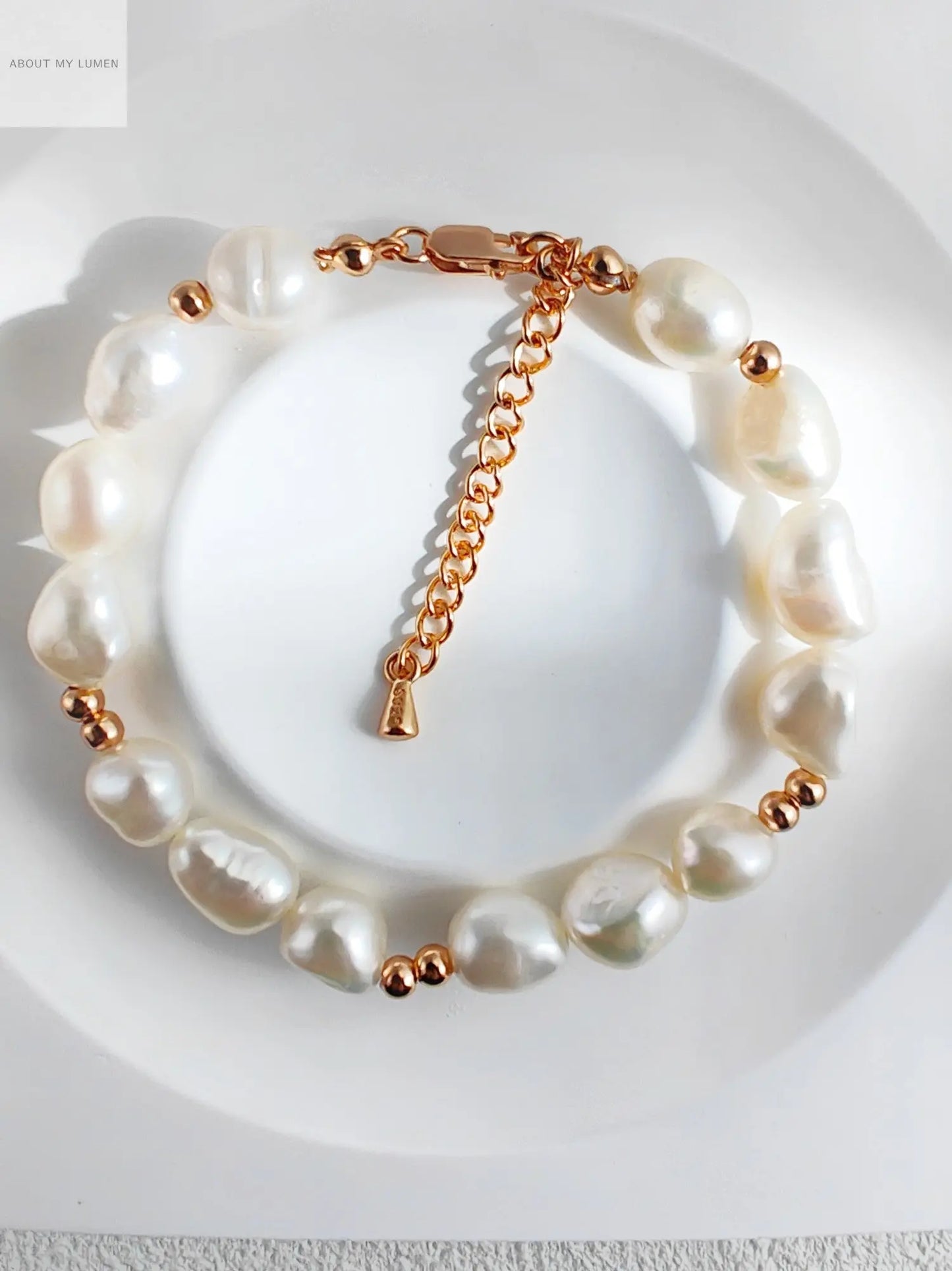 Vintage Gold-Toned Silver Baroque Pearl Bracelet ABOUT MY LUMEN